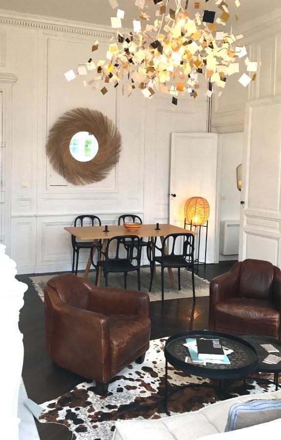 Chic Appartement In Bordeaux Golden Triangle Eksteriør billede